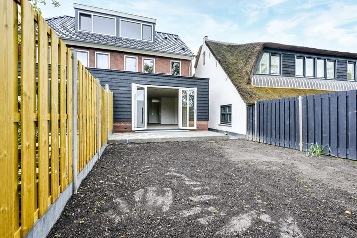 Photo 23 of Dorpsweg 70-B