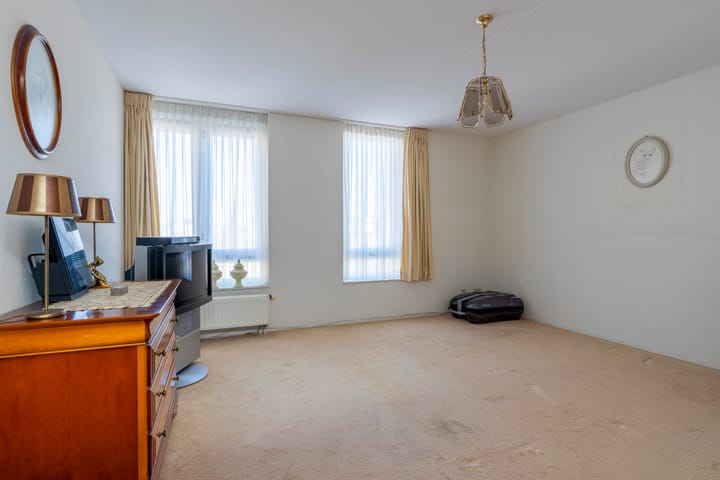 Photo 18 of Emmaplein 20-B