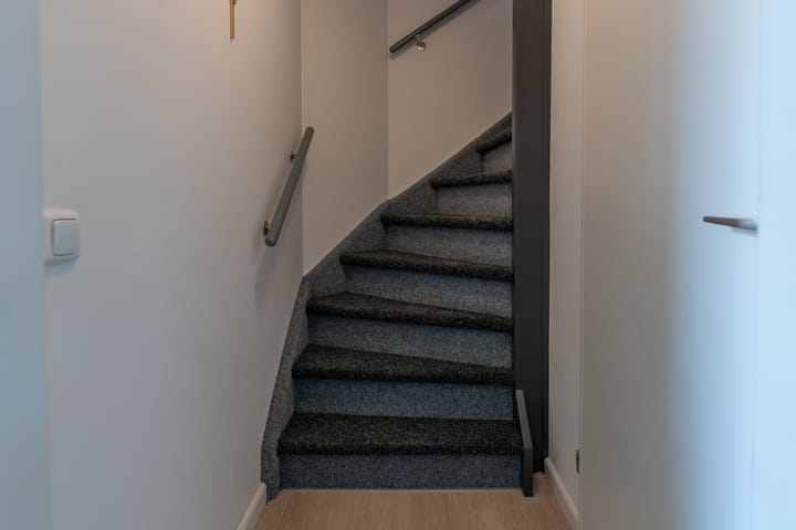 Photo 15 of Molenveldstraat 16