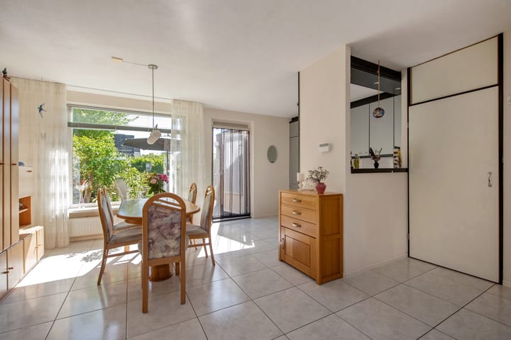 Foto 11 van Barentszrede 64