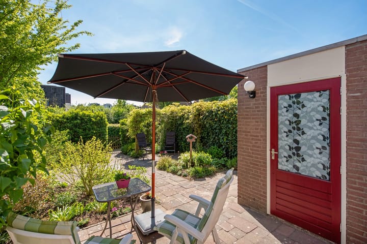 Foto 12 van Barentszrede 64