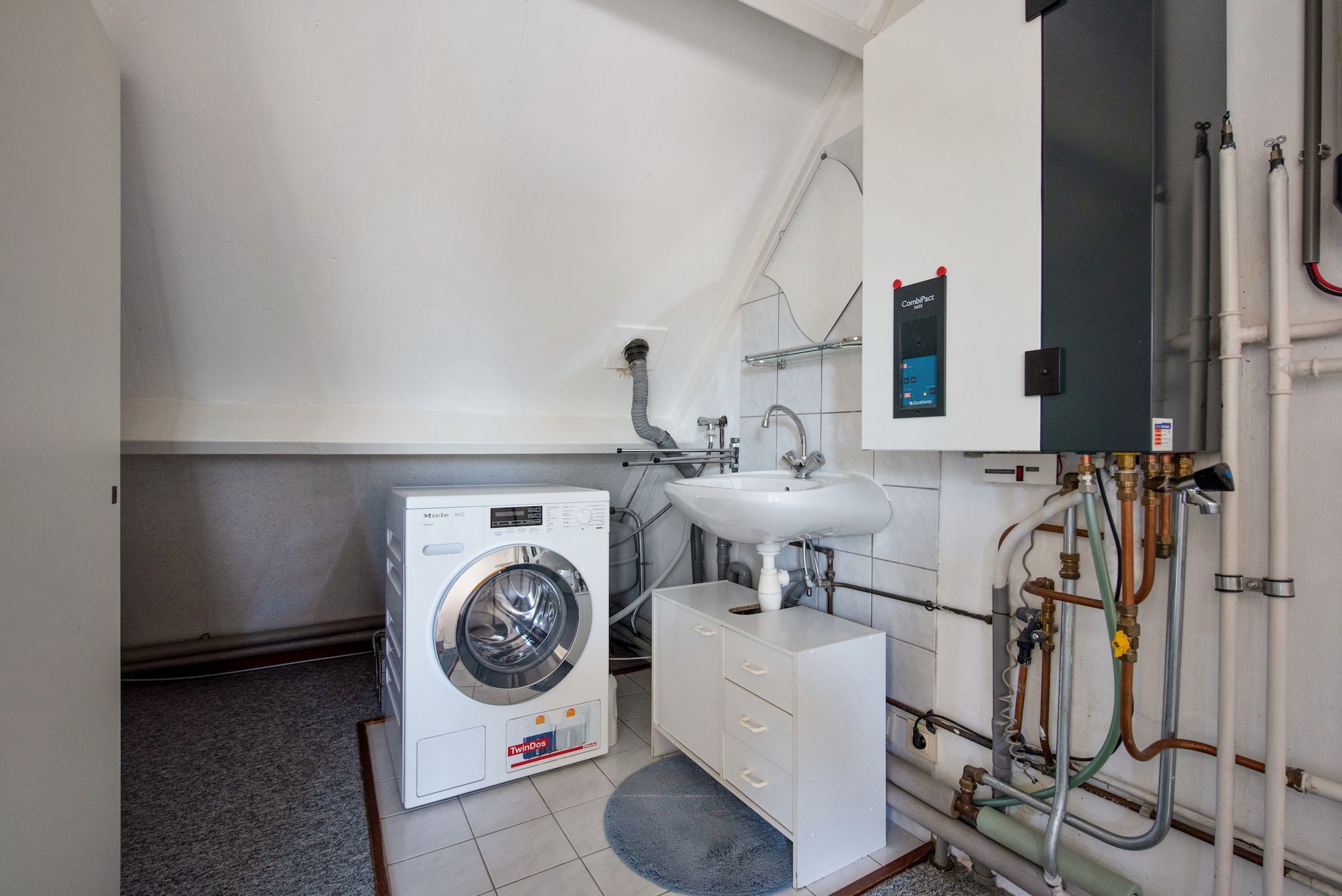 Photo 36 of Barentszrede 64