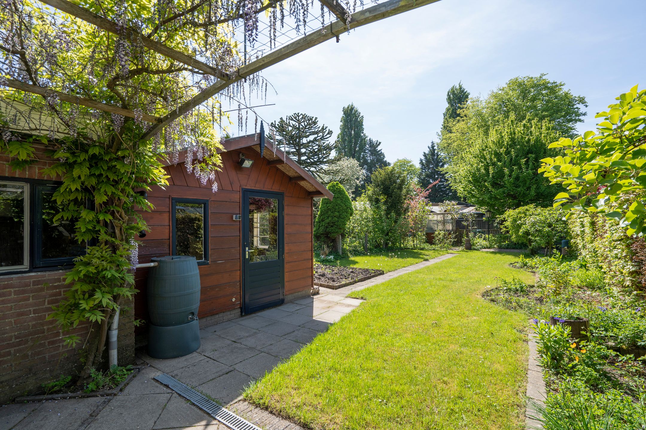 Photo 3 of Nieuwe Hoven 93