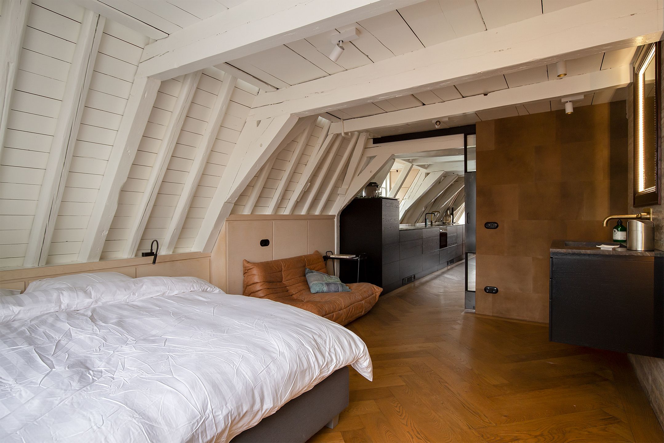 Photo 9 of Keizersgracht 27-D