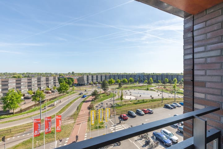 Photo 28 of Pieter Calandlaan 584