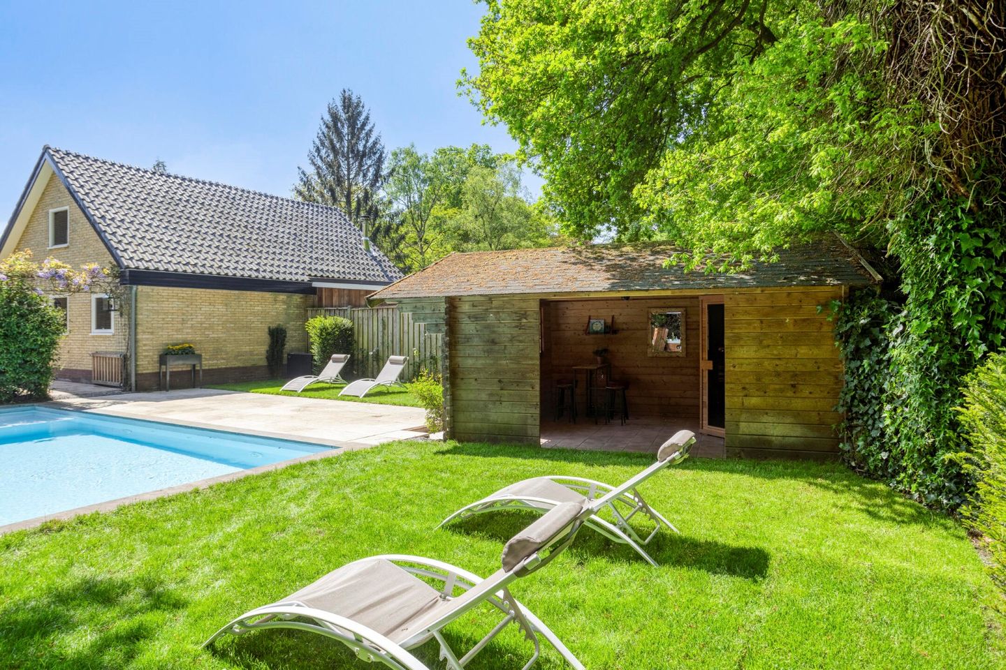 Foto 44 van Oranjeweg 12-B