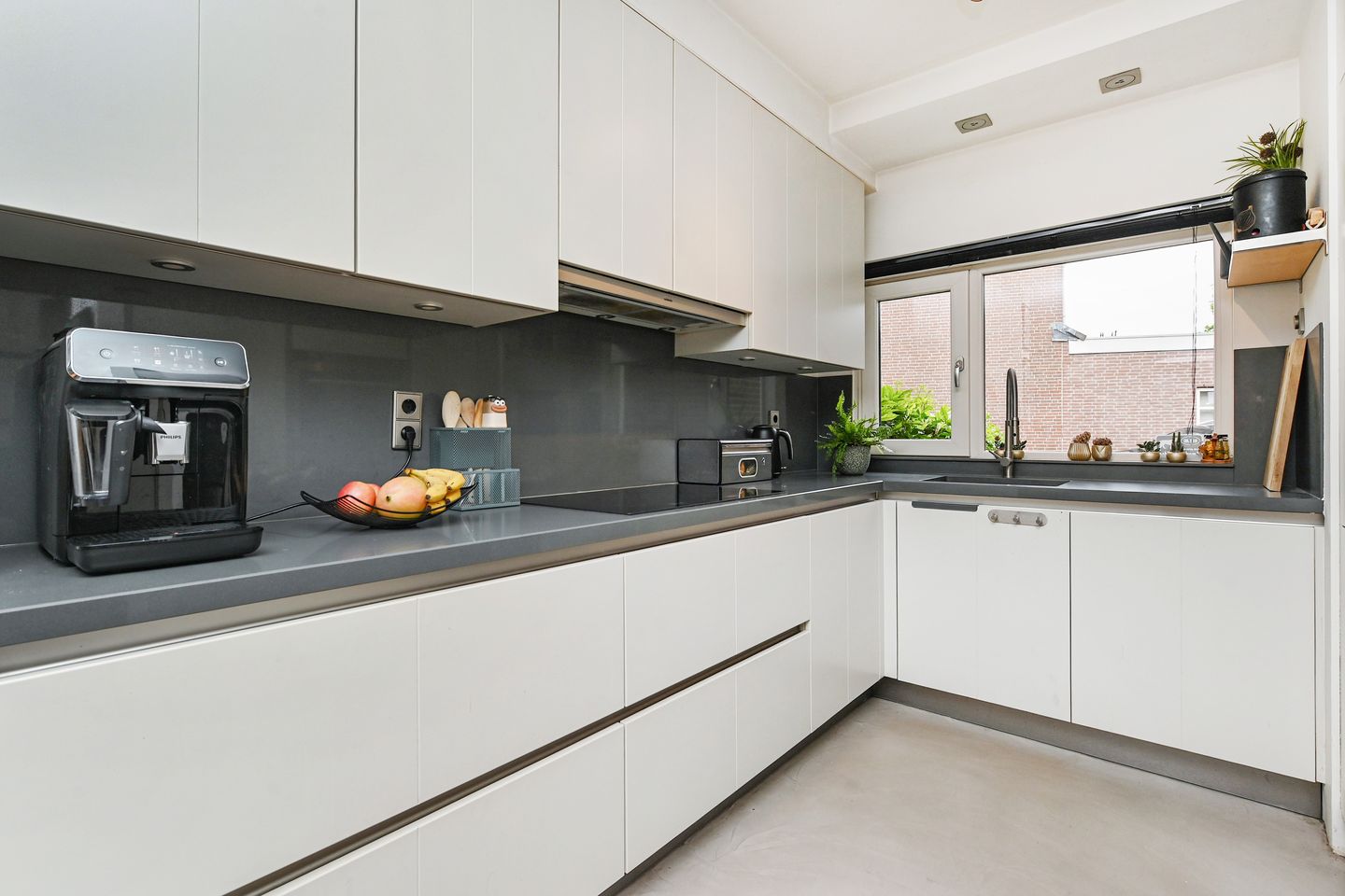 Photo 14 of Boomkleverstraat 4