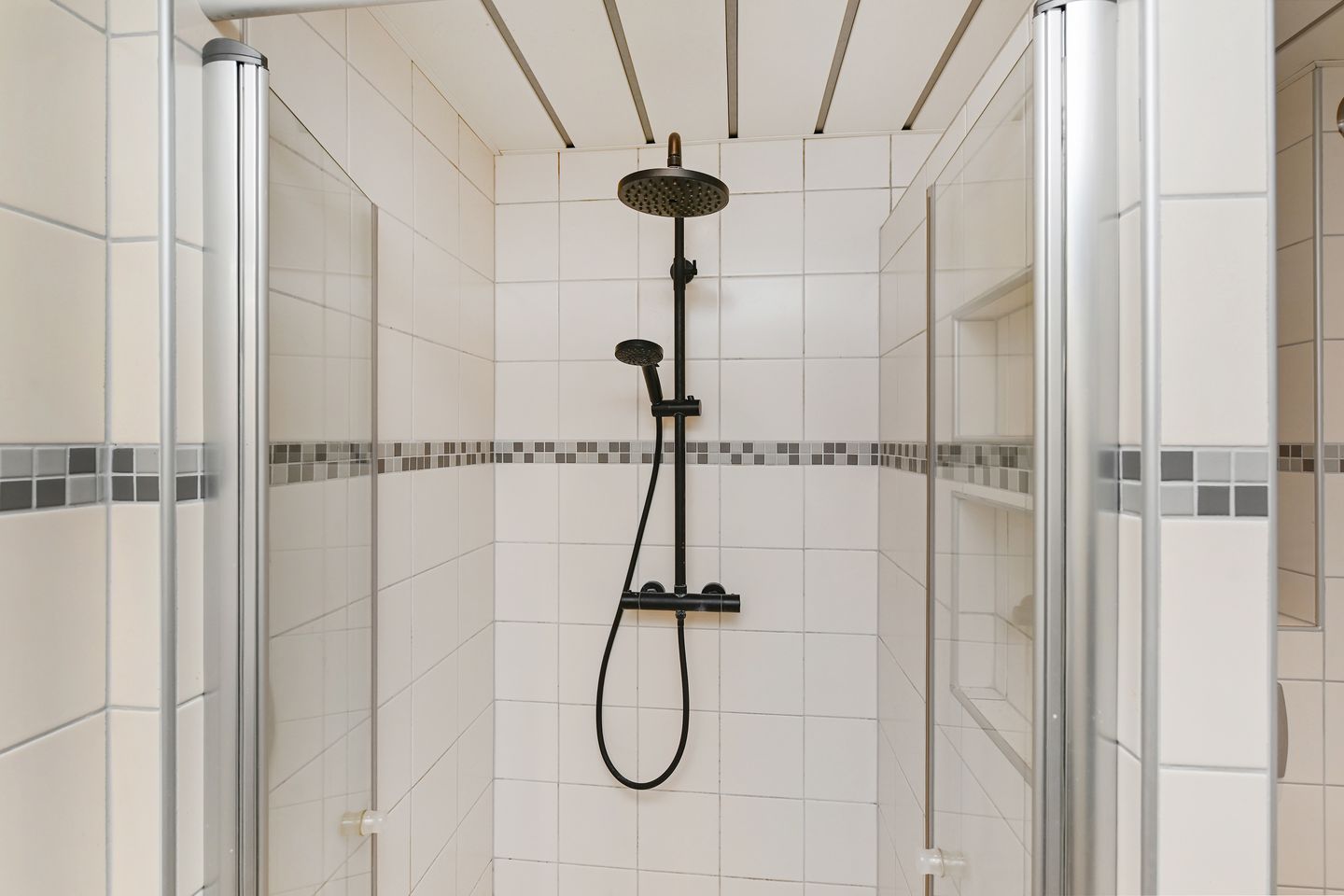 Photo 35 of Boomkleverstraat 4