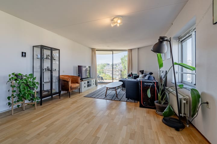 Foto 6 van Van Reigersbergenstraat 208