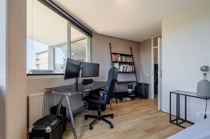 Foto 22 van Van Reigersbergenstraat 208