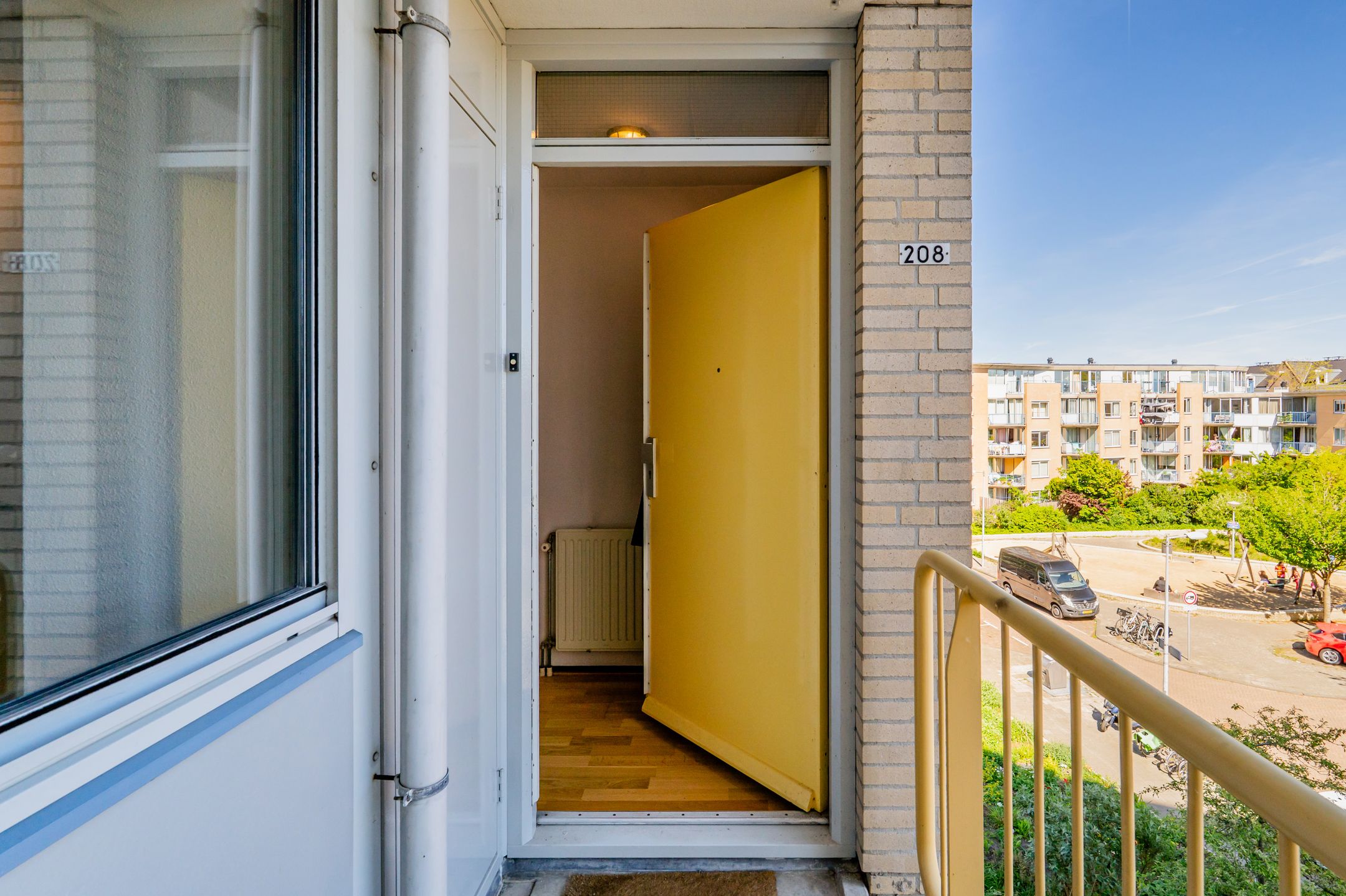 Foto 24 van Van Reigersbergenstraat 208