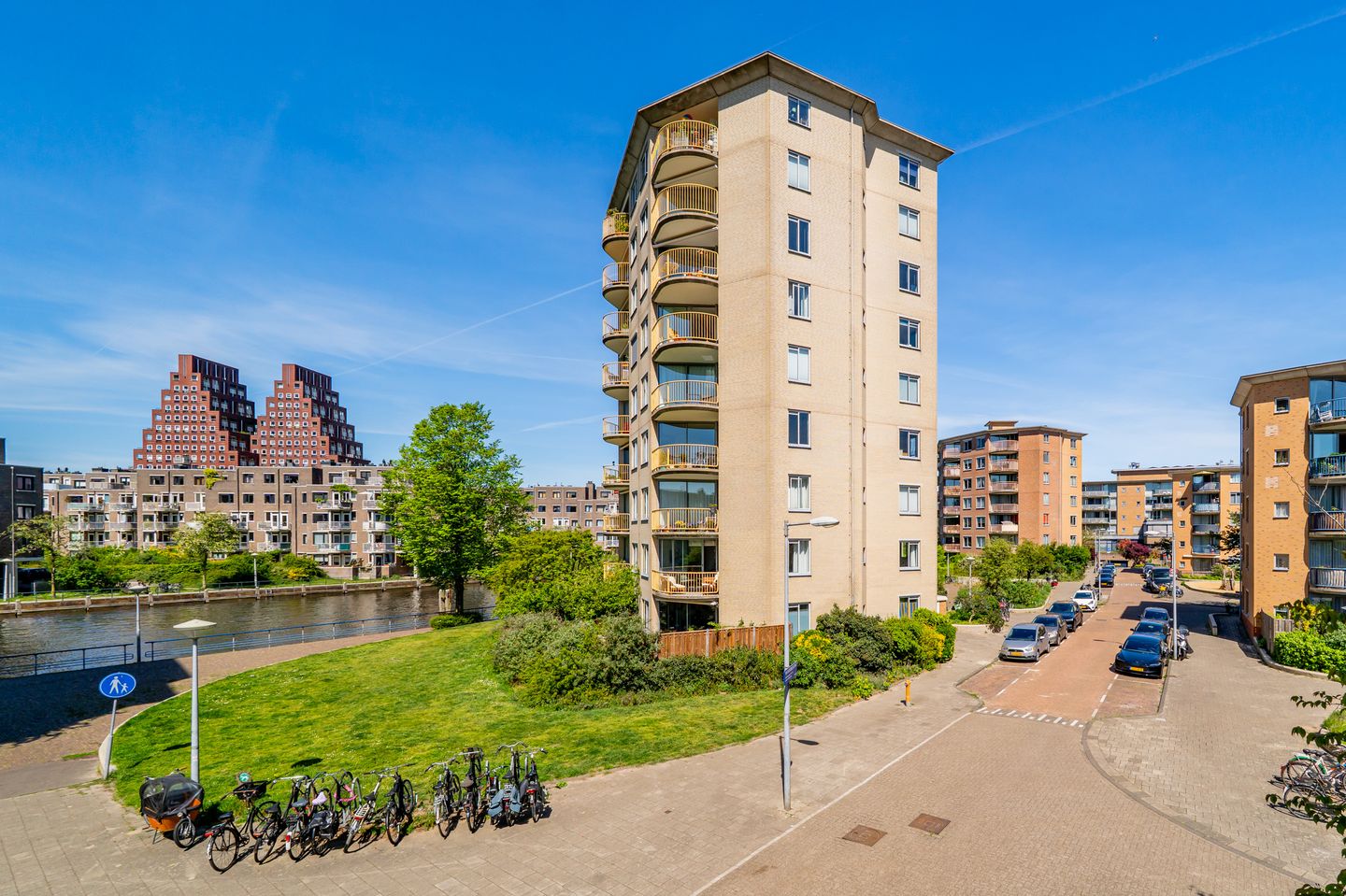 Foto 25 van Van Reigersbergenstraat 208