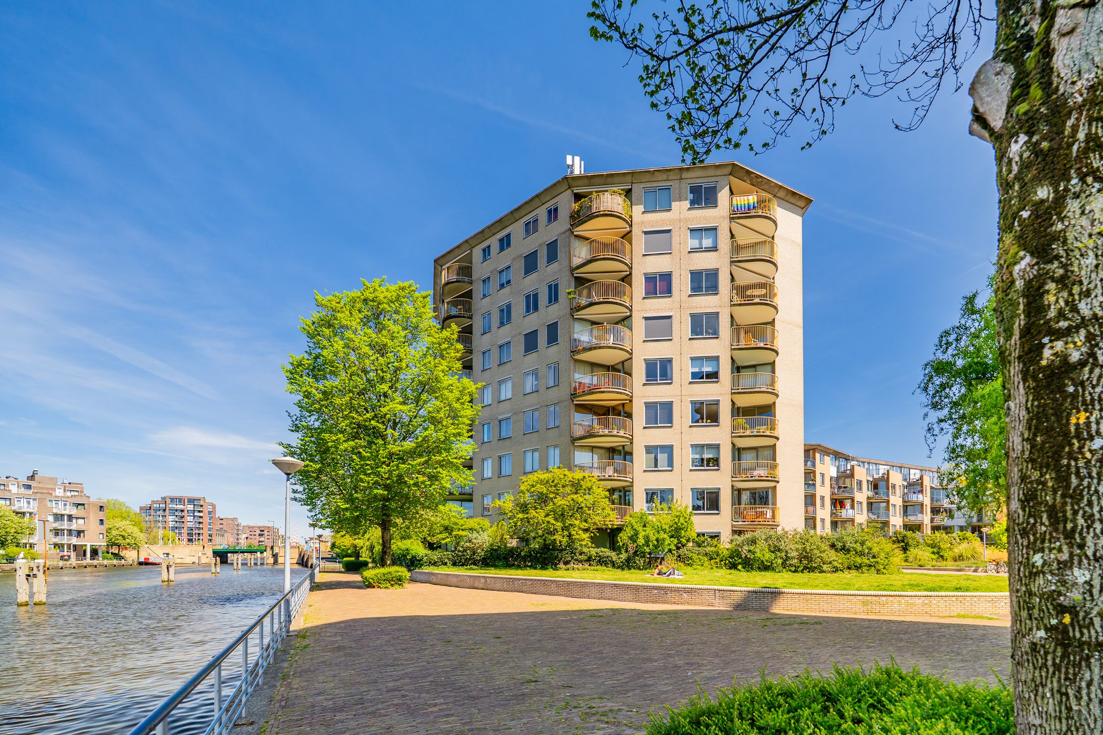 Foto 30 van Van Reigersbergenstraat 208