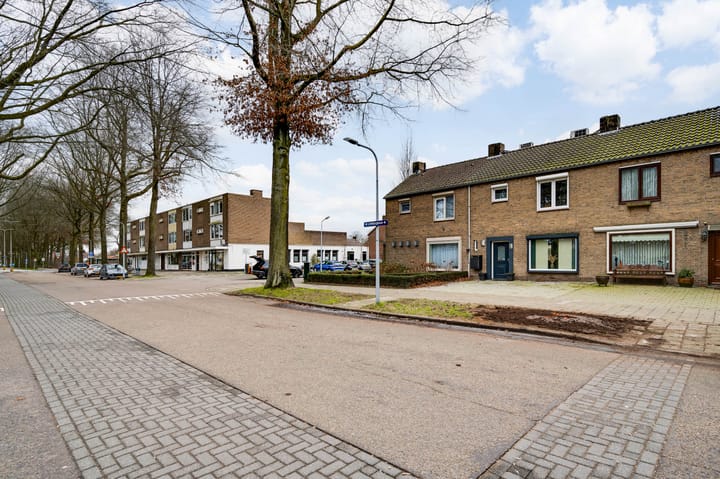 Foto 32 van Limburglaan 98