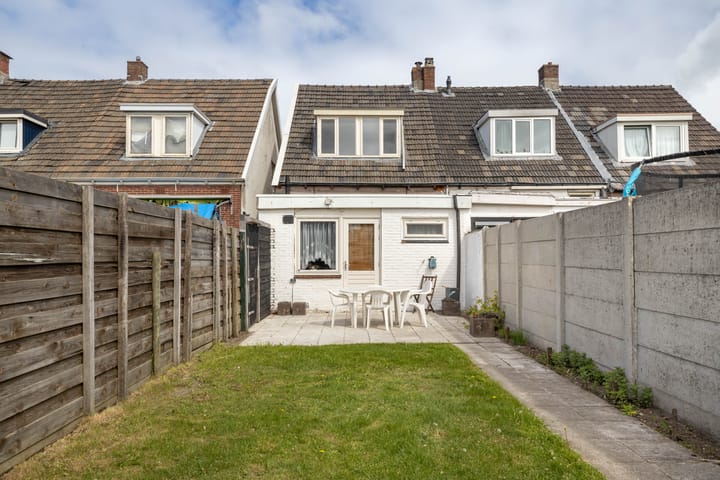 Foto 15 van De Wetstraat 6