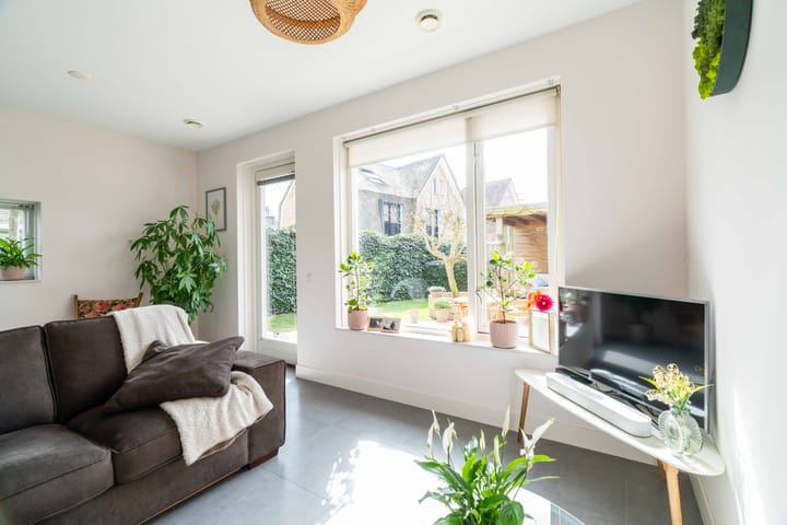 Foto 9 van Leilat 69