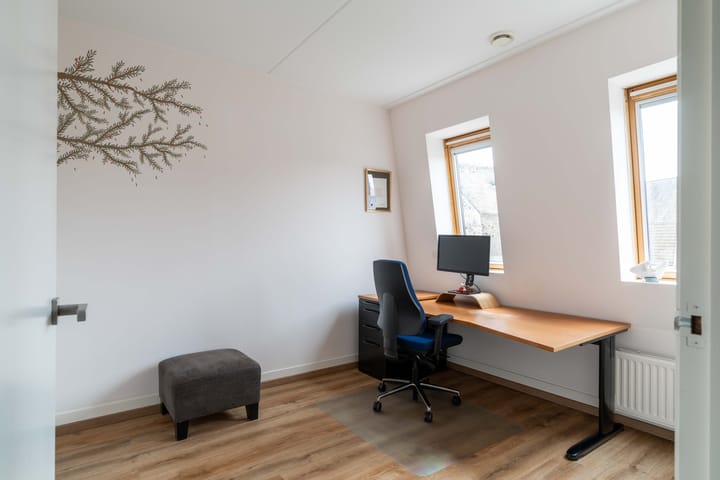 Foto 24 van Leilat 69