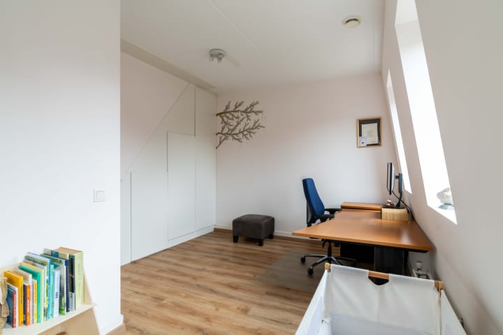 Foto 26 van Leilat 69