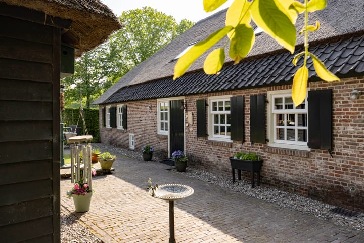 Foto 33 van Molenstraat 13