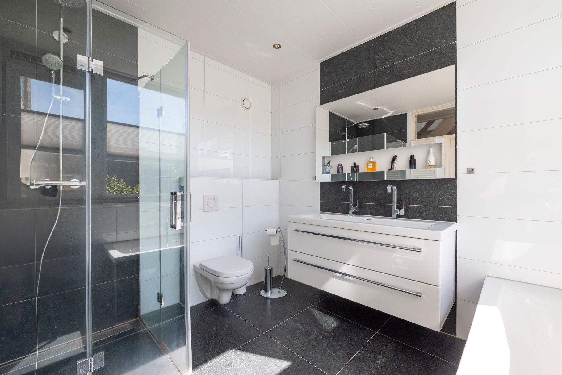 Photo 27 of Rietdekkersdreef 706