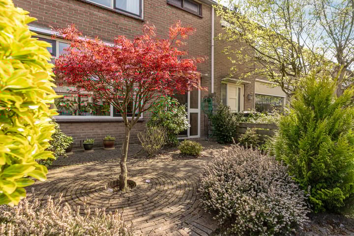 Photo 7 of Prinses Margriethof 20