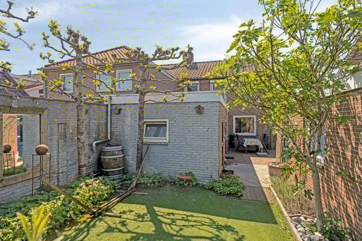 Foto 31 van Tuinstraat 35