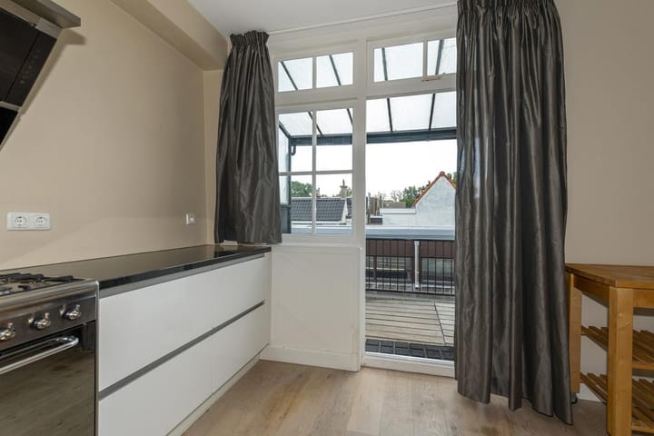 Foto 16 van Haringstraat 49