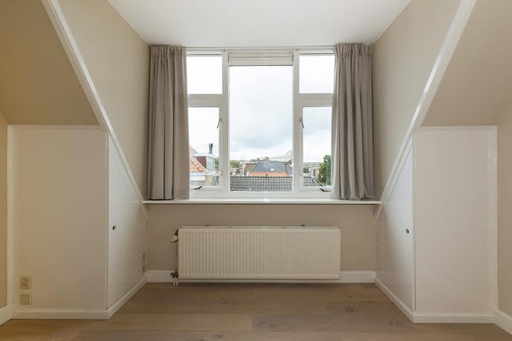 Foto 28 van Haringstraat 49