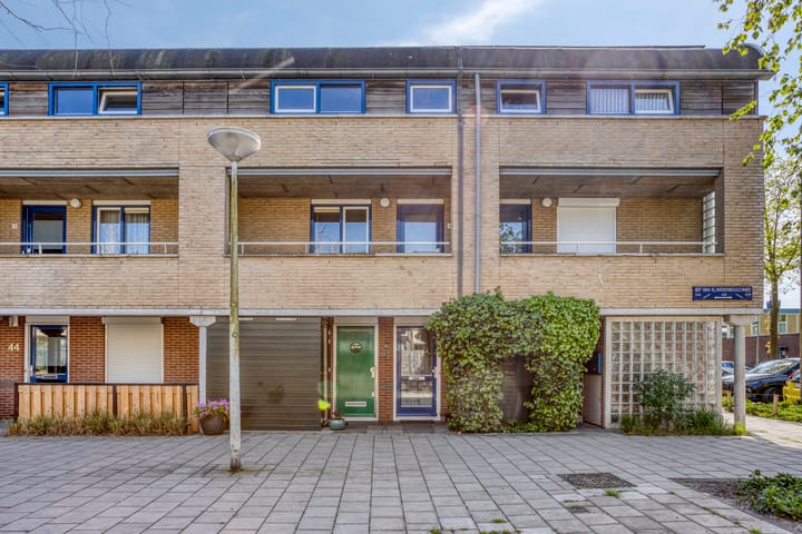 Foto 2 van Bep van Klaverenboulevard 42