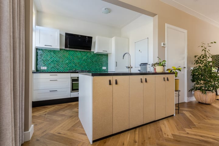 Photo 9 of van Voorst tot Voorststraat 34