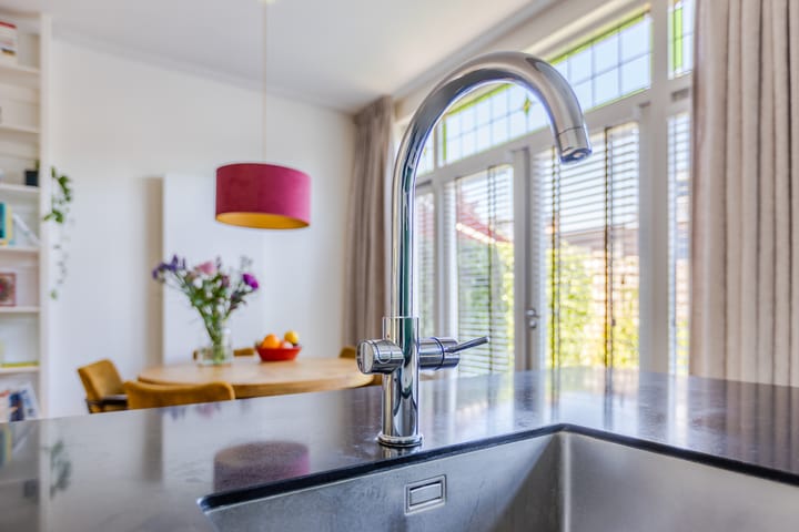 Photo 12 of van Voorst tot Voorststraat 34