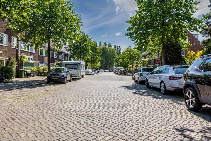 Photo 38 of van Voorst tot Voorststraat 34