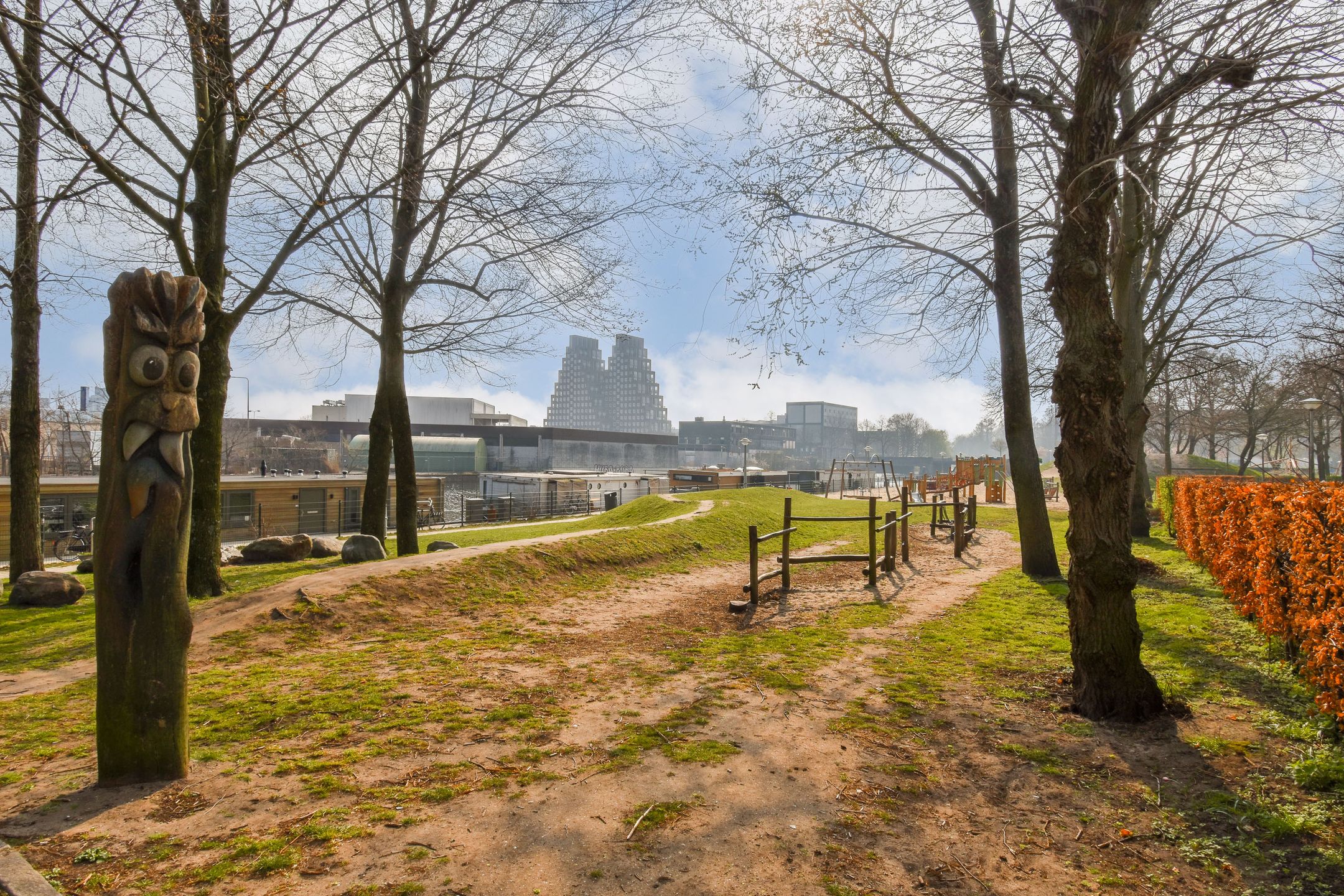 Foto 24 van Bloys van Treslongstraat 21-H