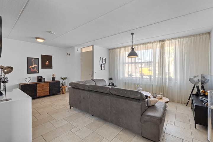 Foto 7 van Bredaseweg 128