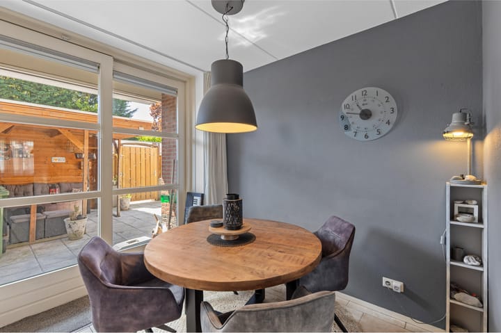 Foto 10 van Bredaseweg 128