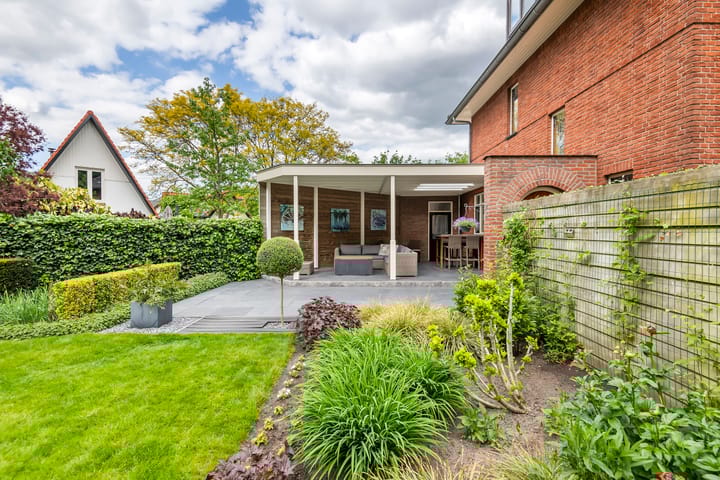 Photo 46 of Burgemeester Meslaan 6