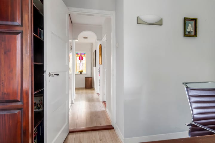 Photo 82 of Burgemeester Meslaan 6