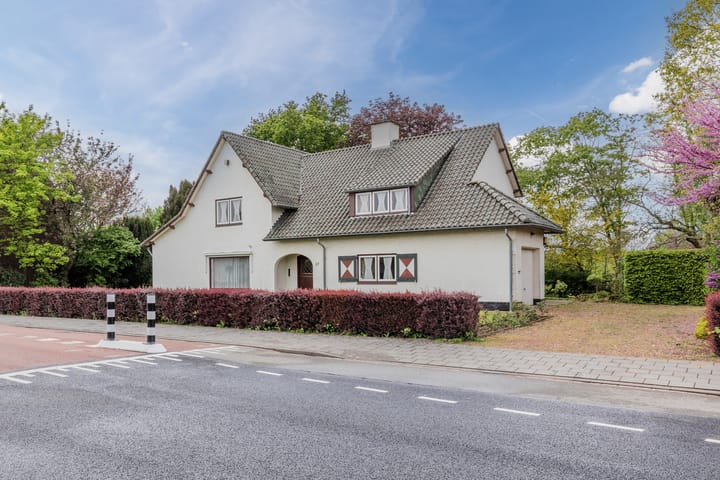 Photo 1 of Maasbrachterweg 27