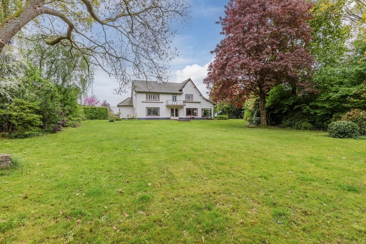 Photo 2 of Maasbrachterweg 27