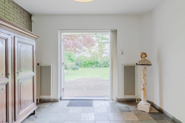 Photo 11 of Maasbrachterweg 27