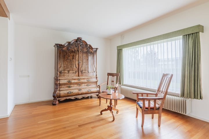 Photo 17 of Maasbrachterweg 27