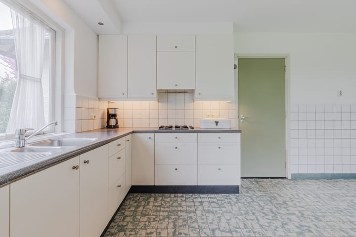 Photo 19 of Maasbrachterweg 27