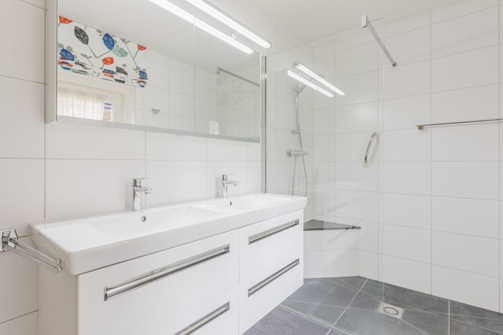 Photo 35 of Maasbrachterweg 27