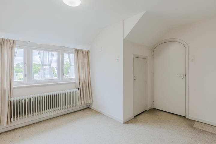 Photo 42 of Maasbrachterweg 27