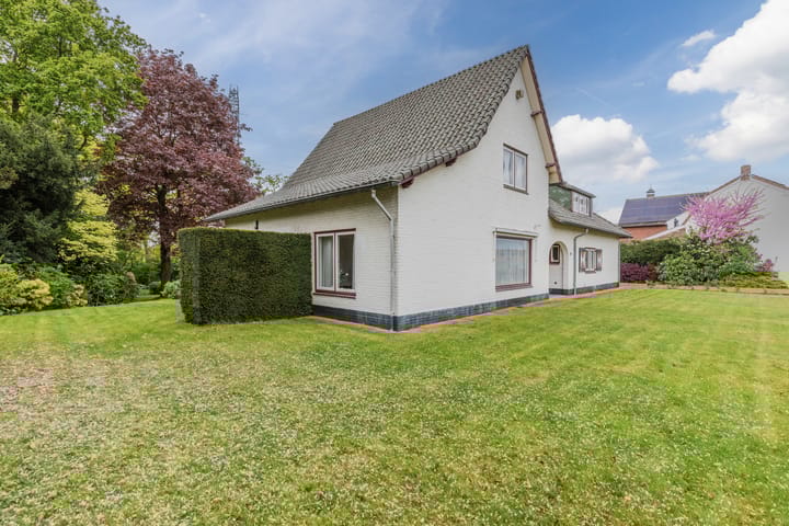 Photo 52 of Maasbrachterweg 27