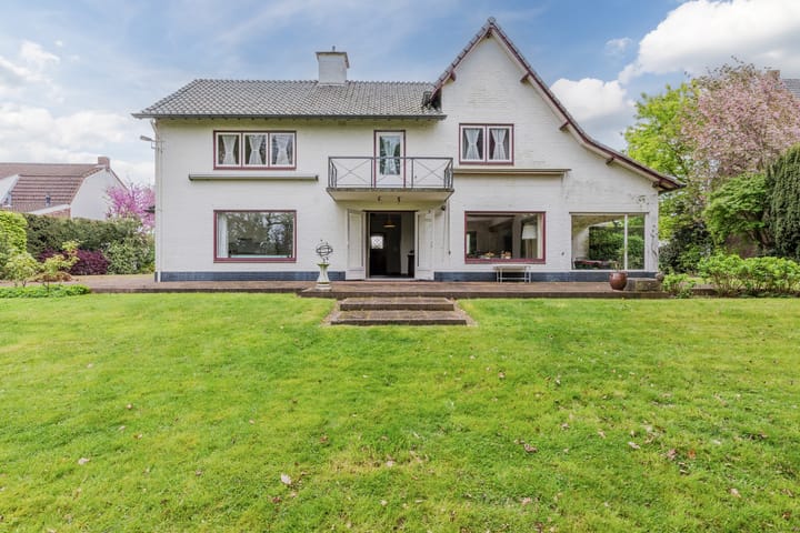 Photo 57 of Maasbrachterweg 27