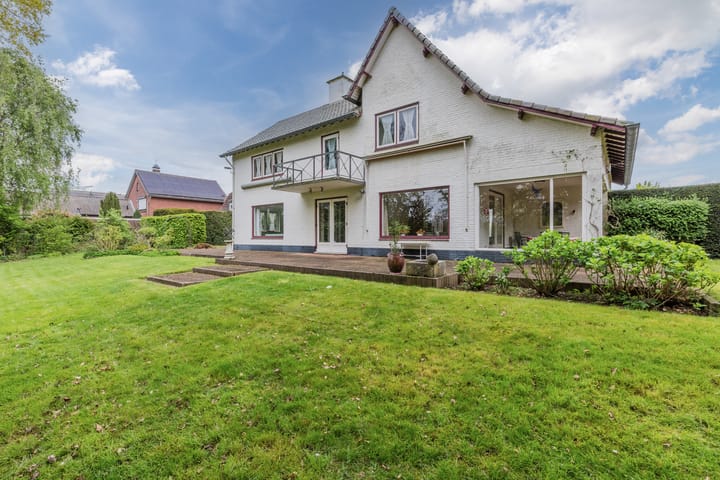 Photo 56 of Maasbrachterweg 27