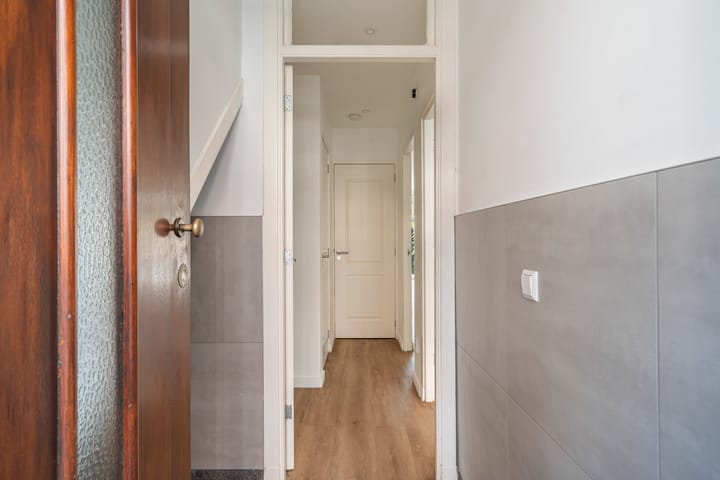 Photo 4 of Gouwstraat 68-C