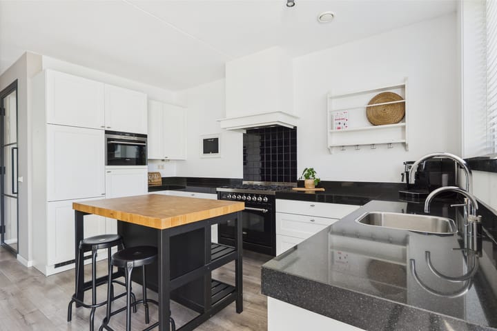 Photo 3 of Vlinderlaan 24