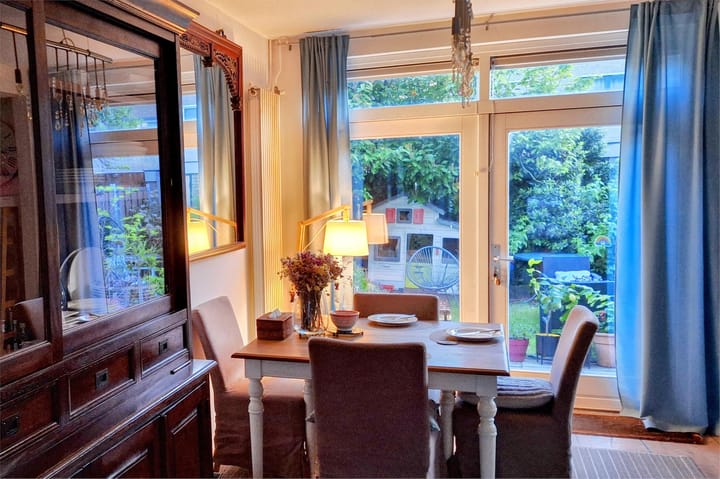 Foto 12 van Theeroos 1